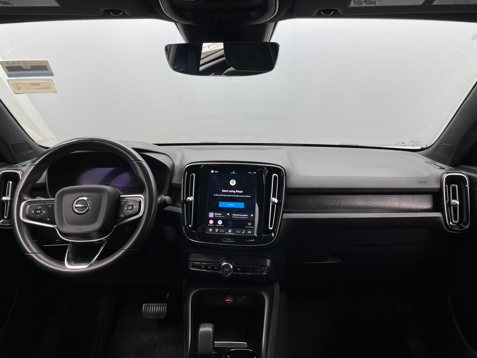 Thumbnail: 2023 Volvo C40 - 3