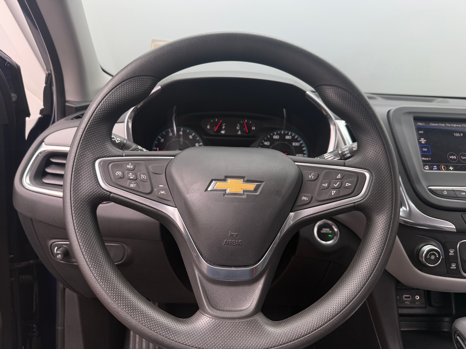 Thumbnail: 2023 Chevrolet Equinox - 5