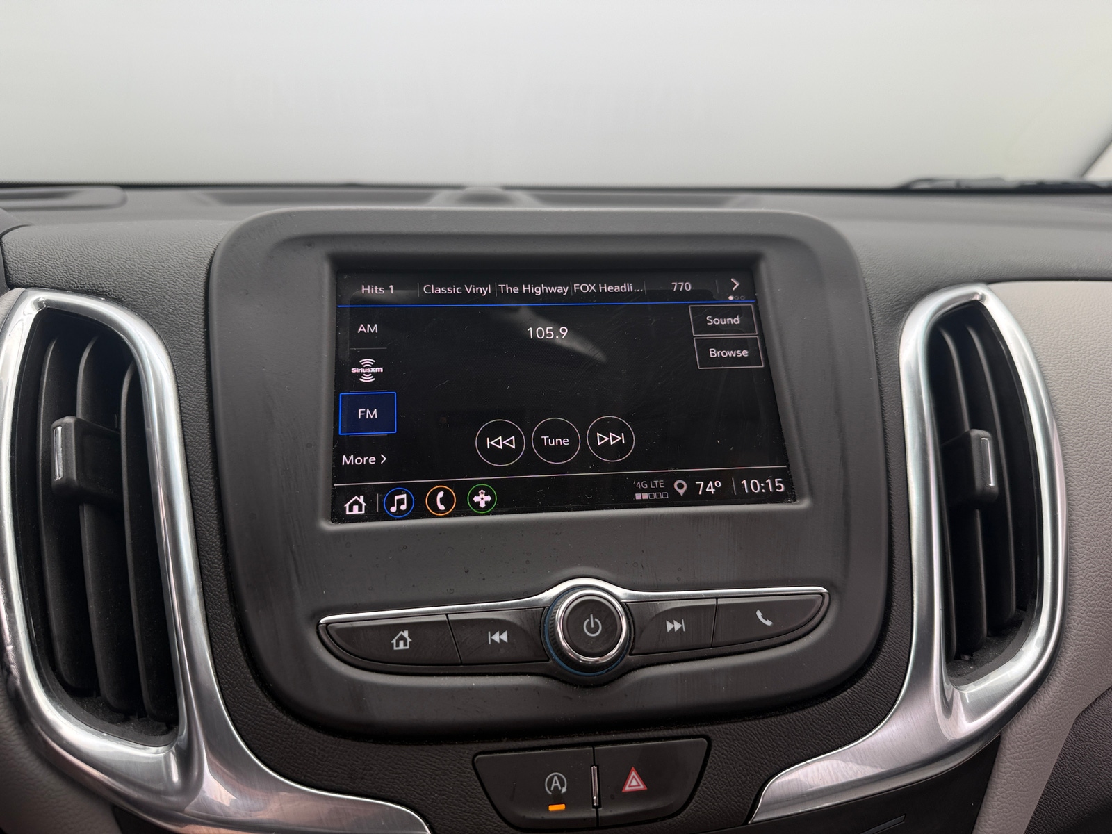 Thumbnail: 2023 Chevrolet Equinox - 4