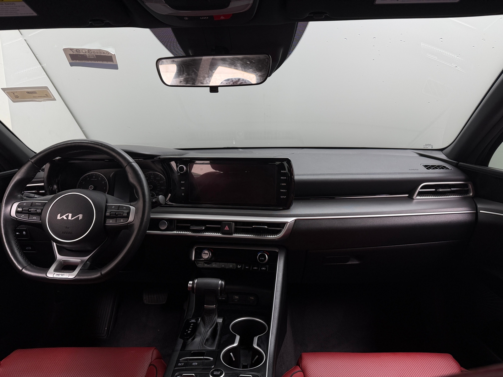 Thumbnail: 2023 Kia K5 - 3