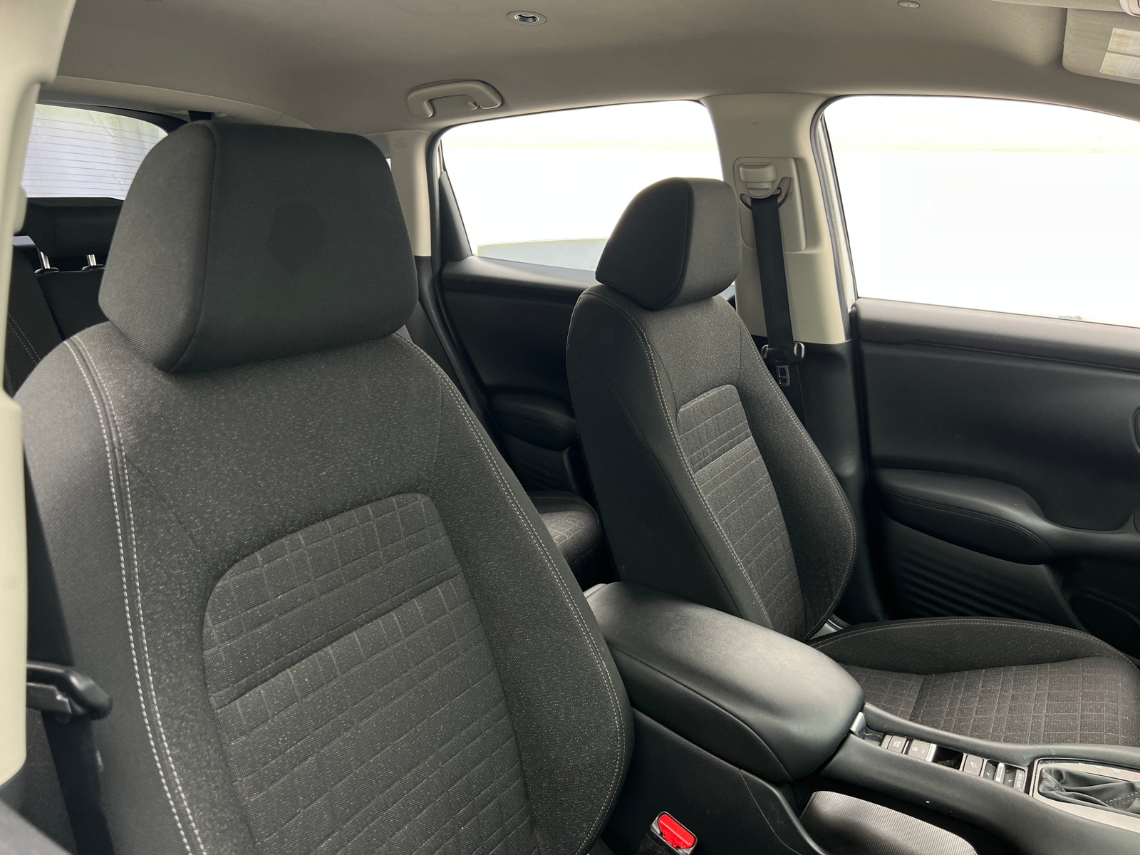 Thumbnail: 2023 Honda HR-V - 2