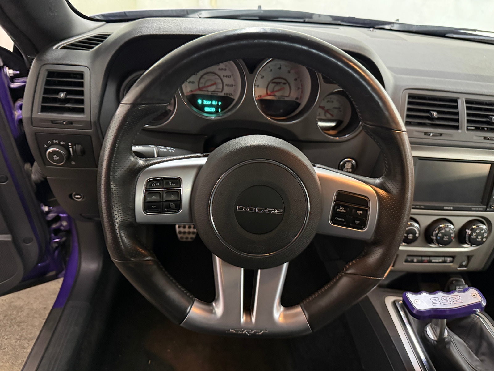 Thumbnail: 2014 Dodge Challenger - 4