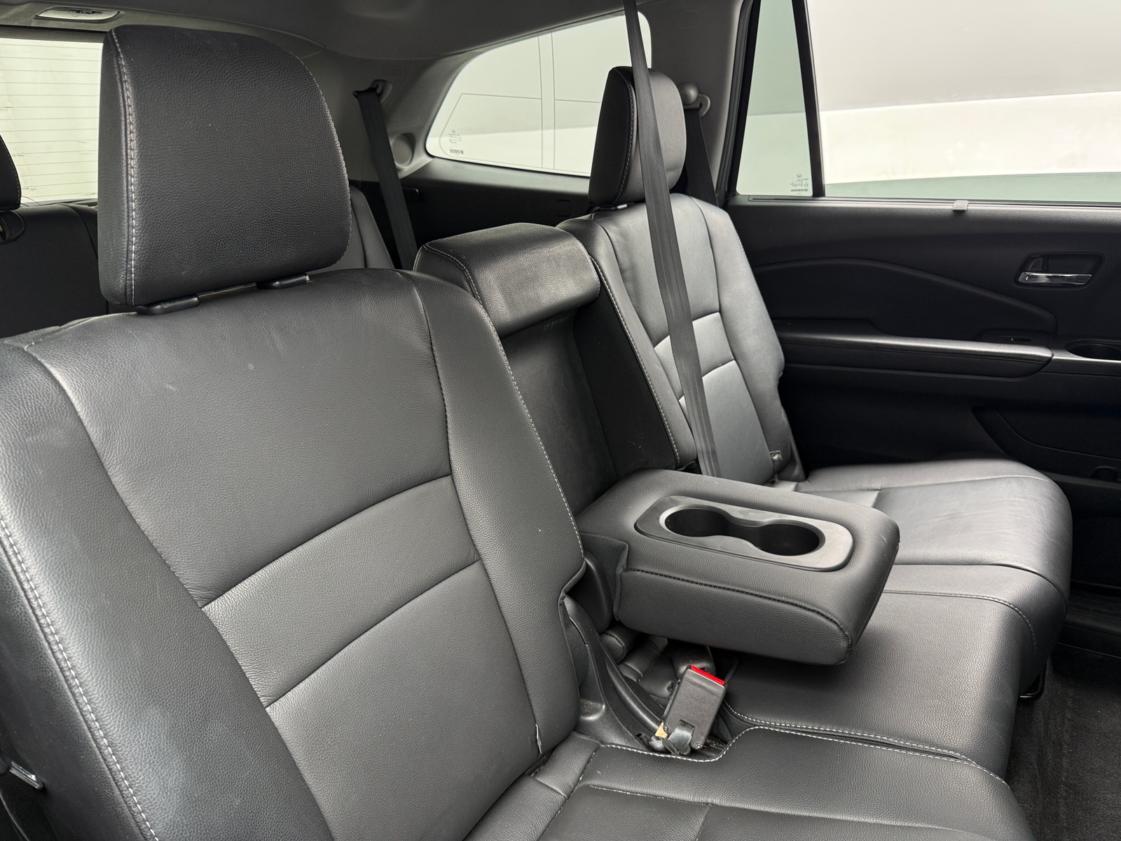 Thumbnail: 2017 Honda Pilot - 5