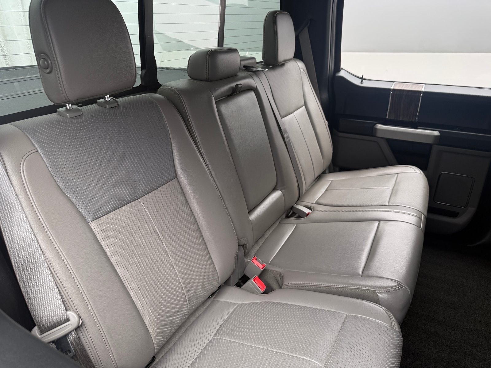 Thumbnail: 2018 Ford Econoline - 5