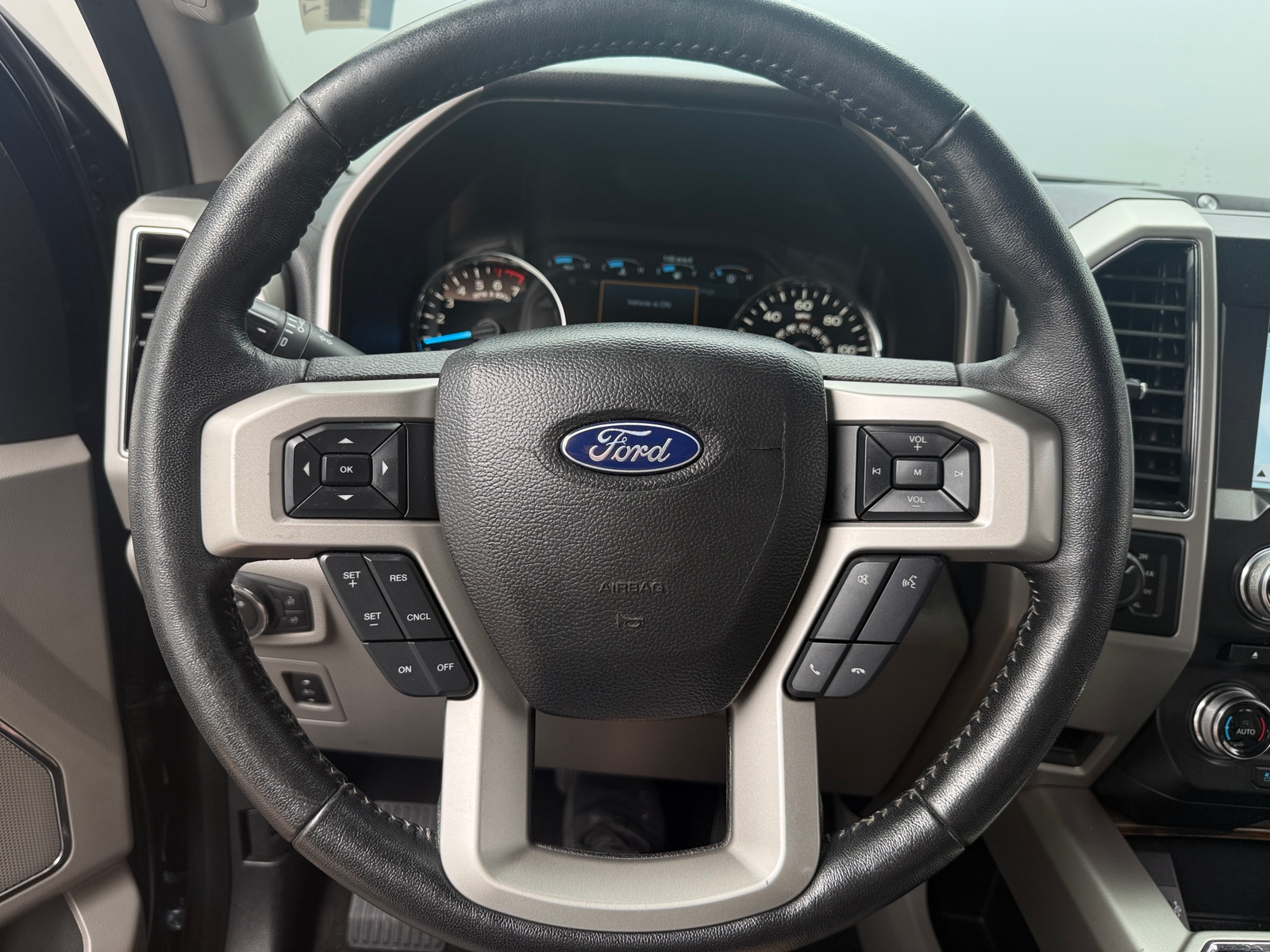Thumbnail: 2018 Ford Econoline - 4