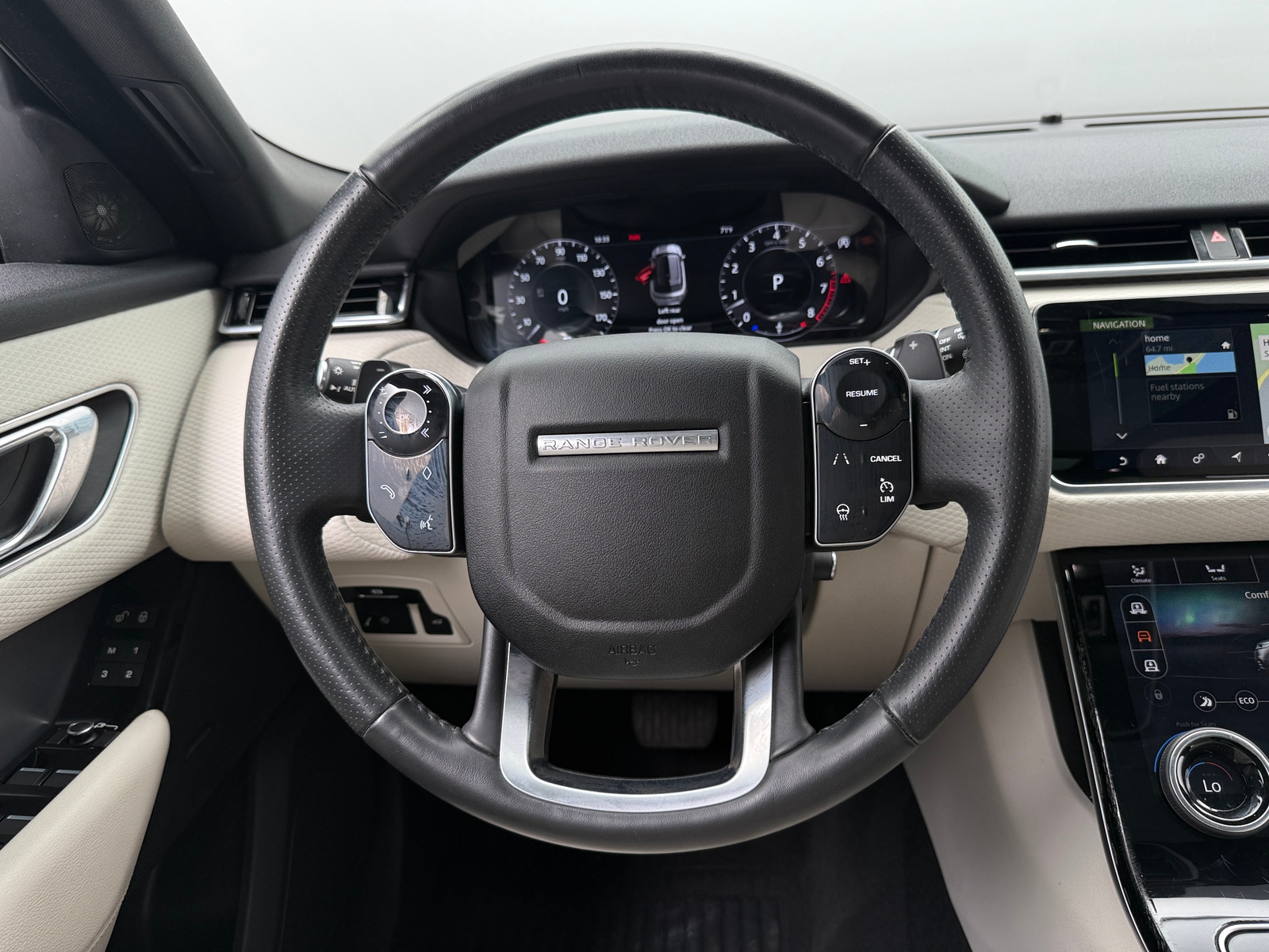Thumbnail: 2018 Land Rover Range Rover Velar - 4