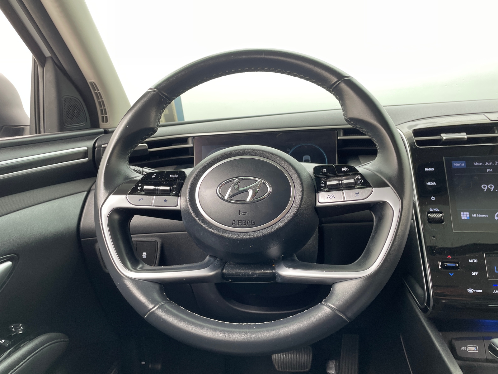 Thumbnail: 2022 Hyundai Tucson - 5