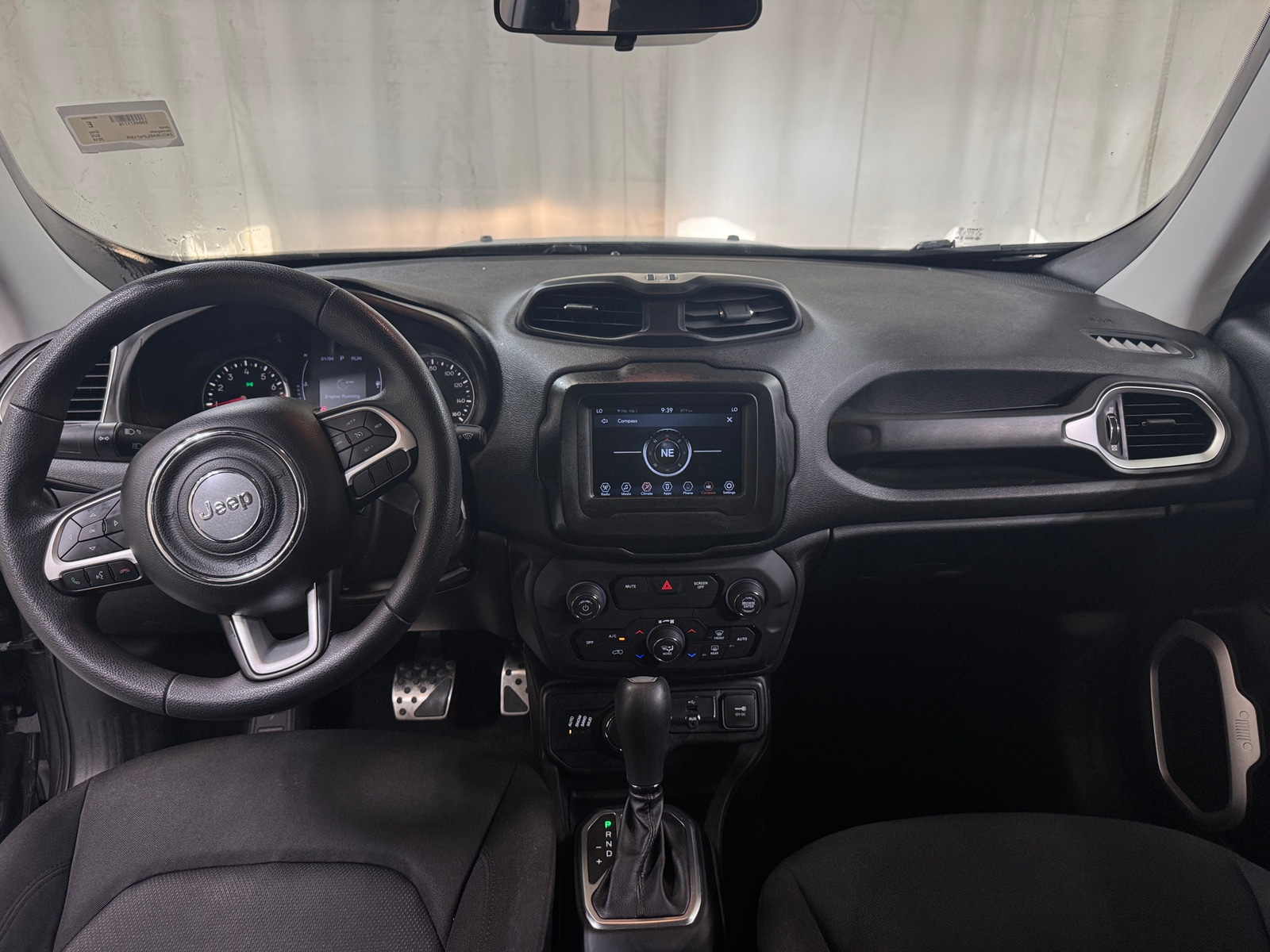 Thumbnail: 2018 Jeep Renegade - 3
