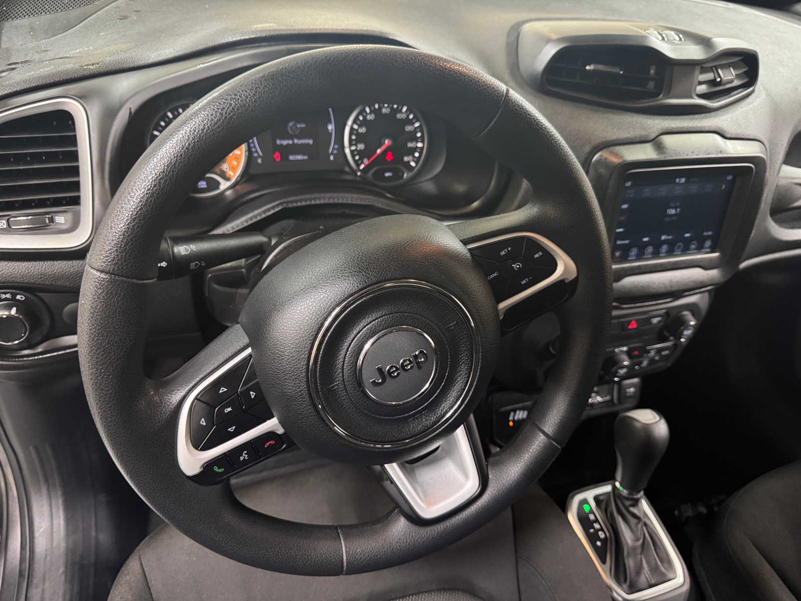 Thumbnail: 2018 Jeep Renegade - 5