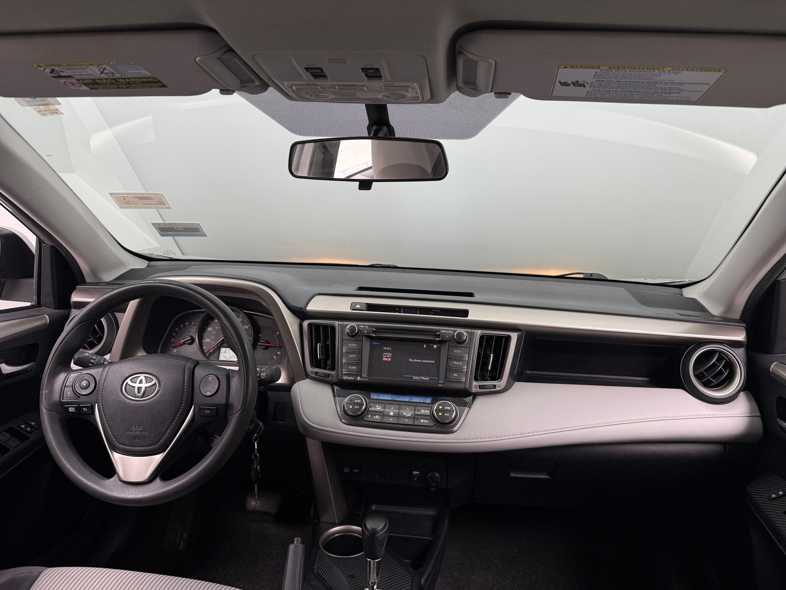 Thumbnail: 2015 Toyota RAV4 - 3