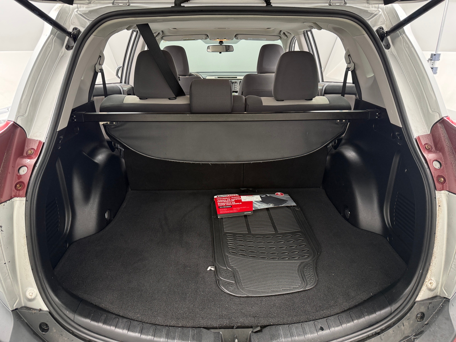 Thumbnail: 2015 Toyota RAV4 - 7