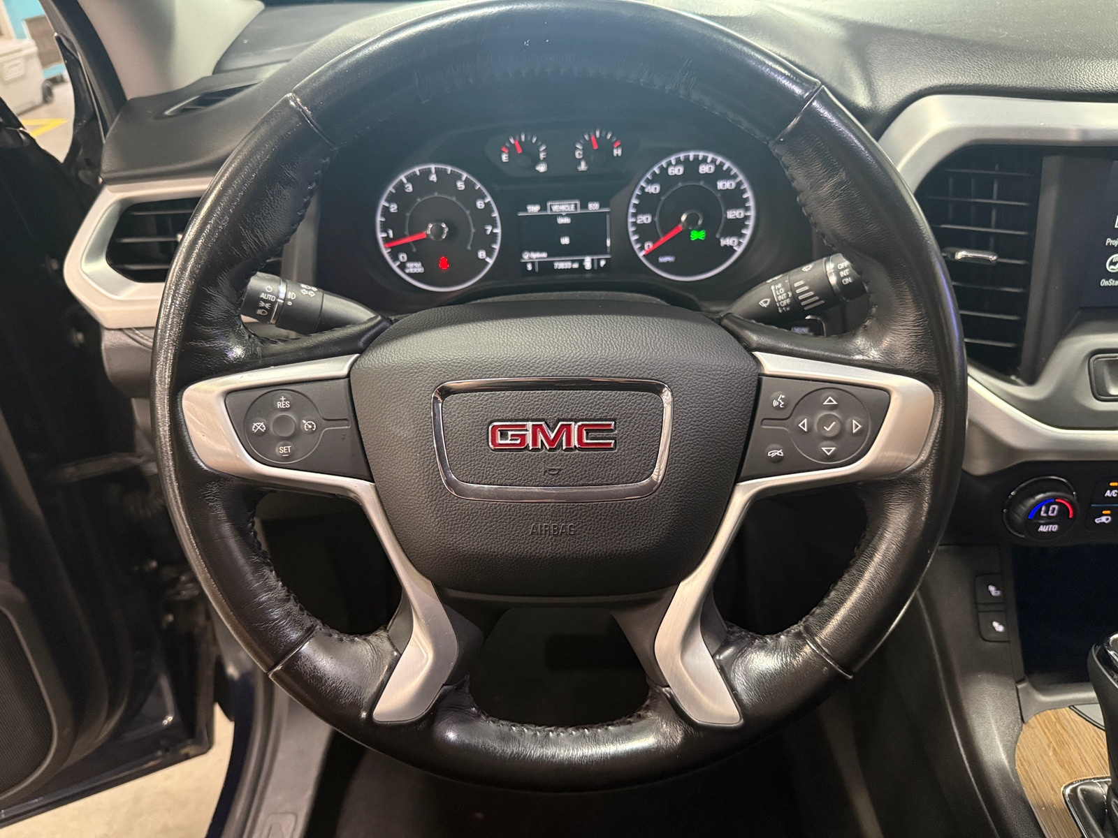 Thumbnail: 2017 GMC Acadia - 5