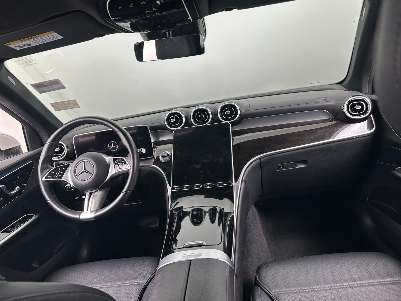 Thumbnail: 2024 Mercedes-Benz GLC - 2