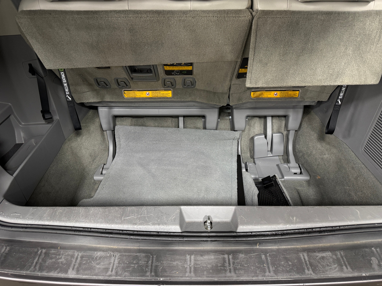 Thumbnail: 2013 Toyota Sienna - 6