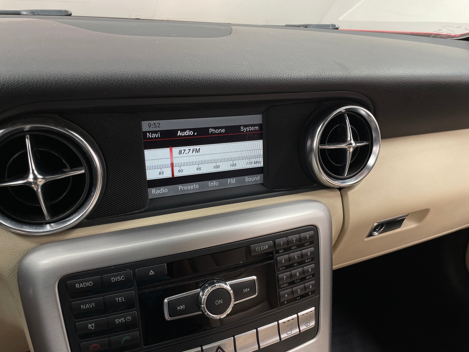 Thumbnail: 2013 Mercedes-Benz SLK - 3