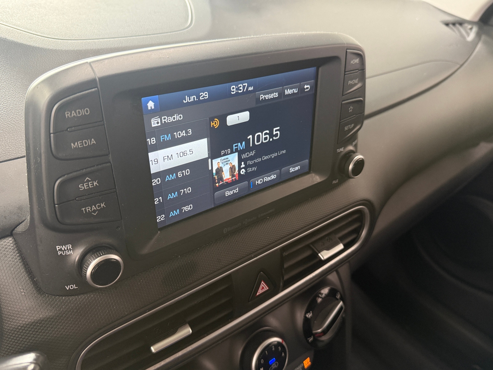 Thumbnail: 2018 Hyundai Kona - 4