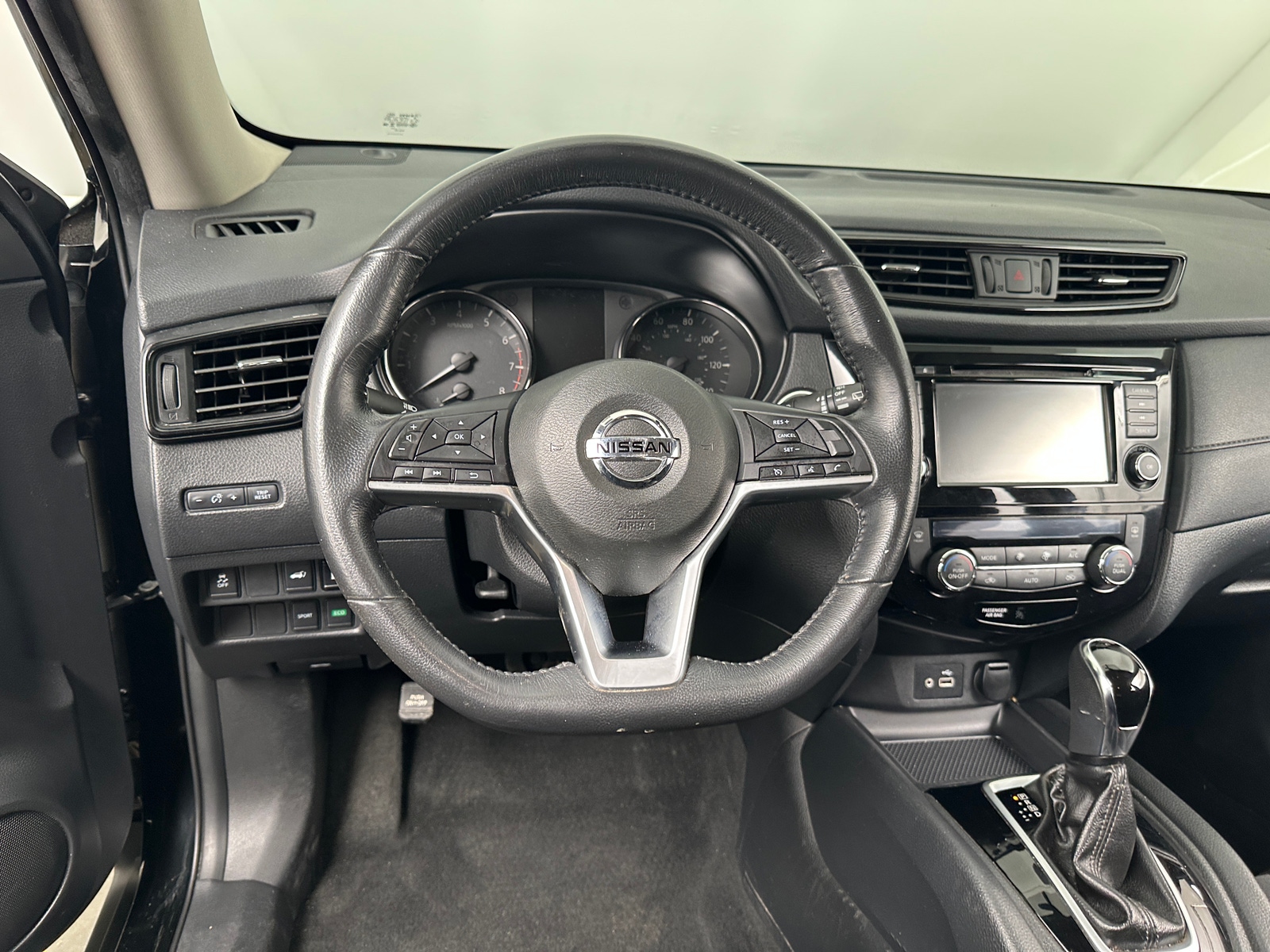 Thumbnail: 2018 Nissan Rogue - 5