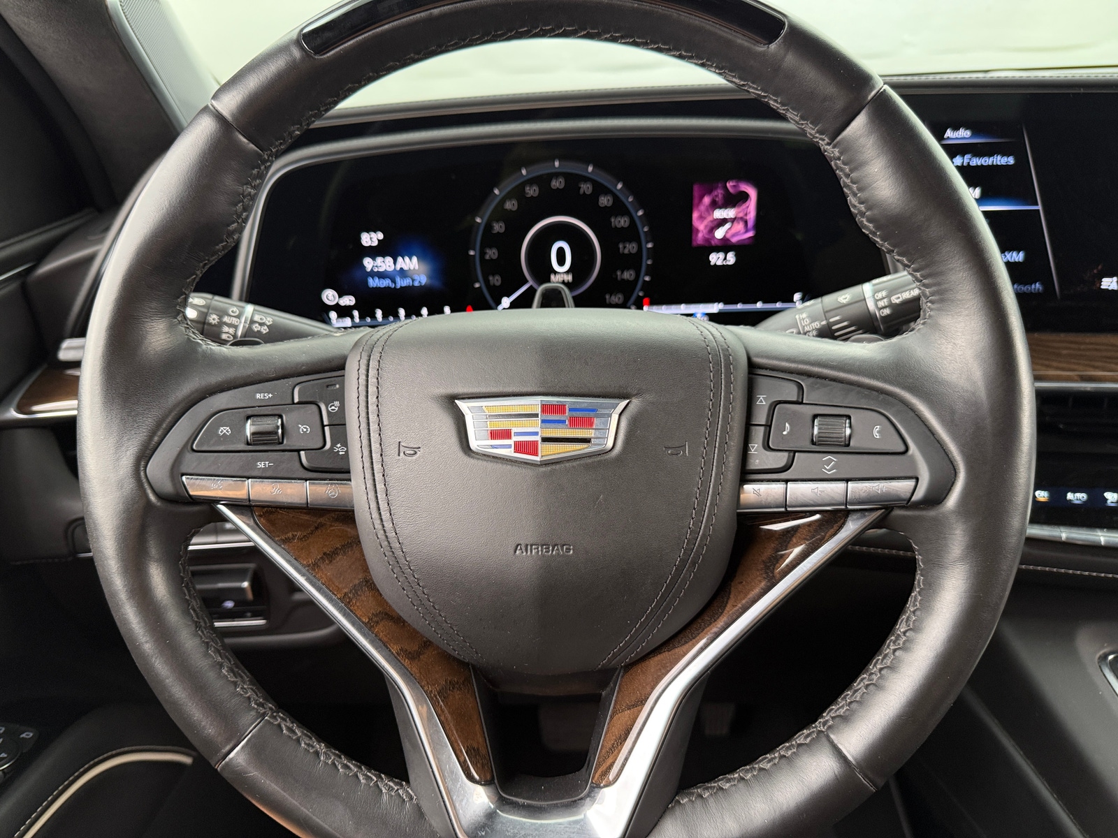 Thumbnail: 2021 Cadillac Escalade - 4