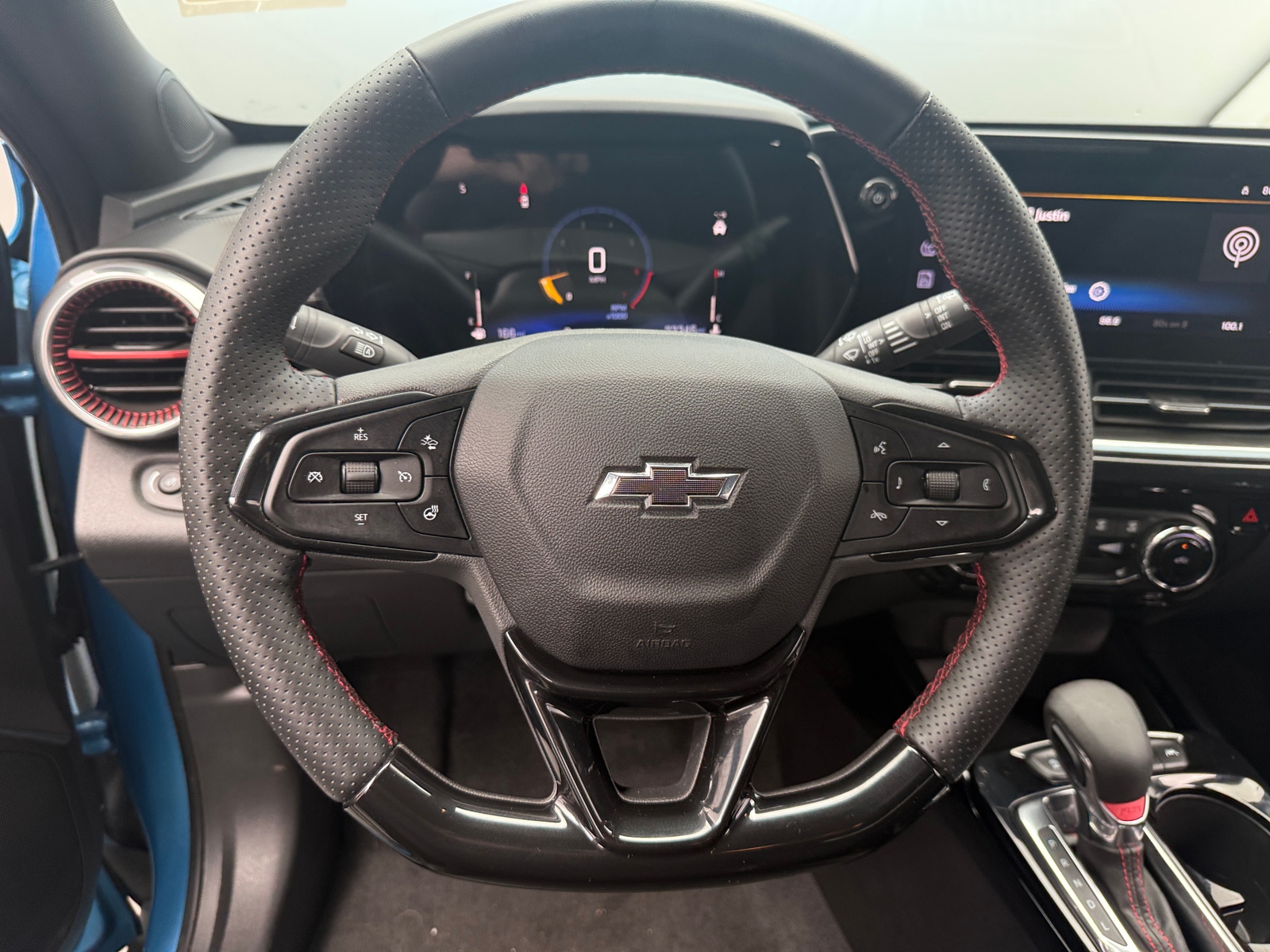 Thumbnail: 2026 Chevrolet Trax - 4