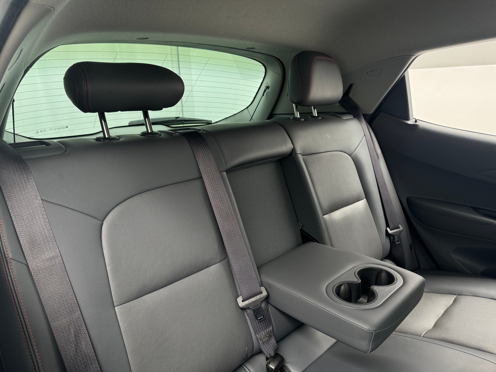 Thumbnail: 2017 Chevrolet Bolt EV - 5