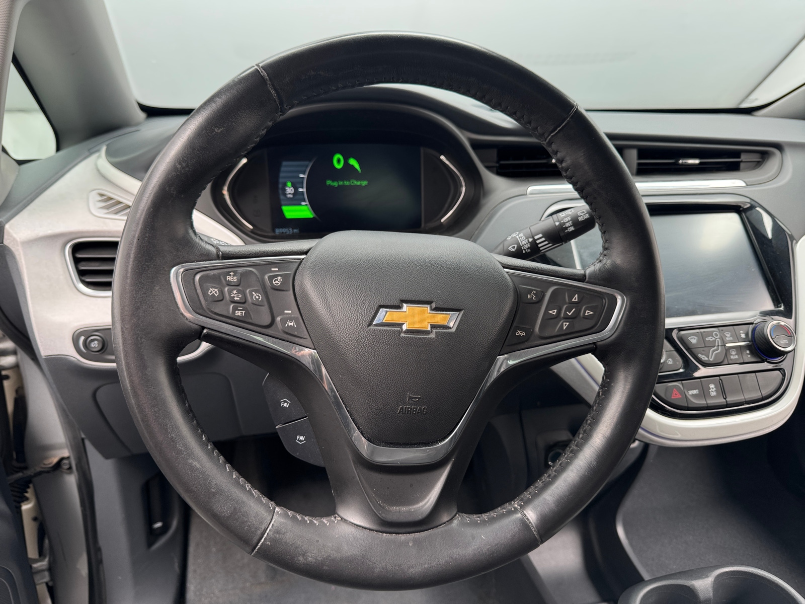 Thumbnail: 2017 Chevrolet Bolt EV - 4
