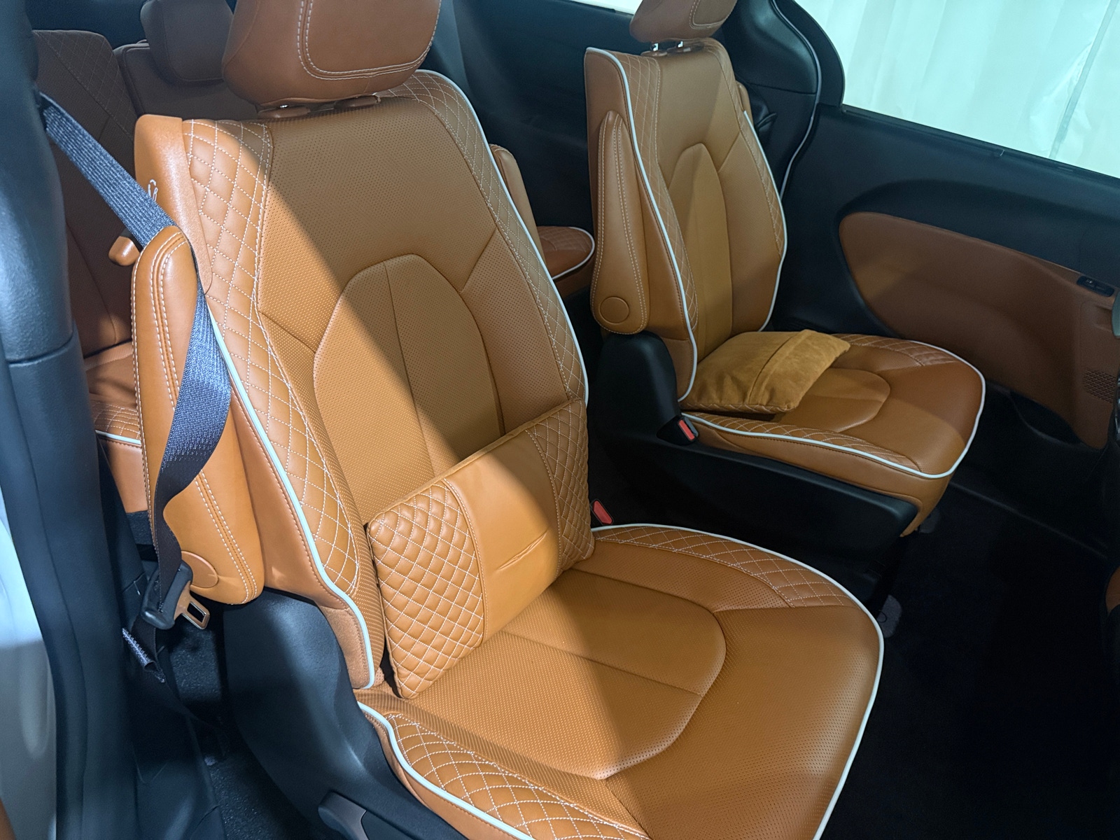 Thumbnail: 2025 Chrysler Pacifica - 5