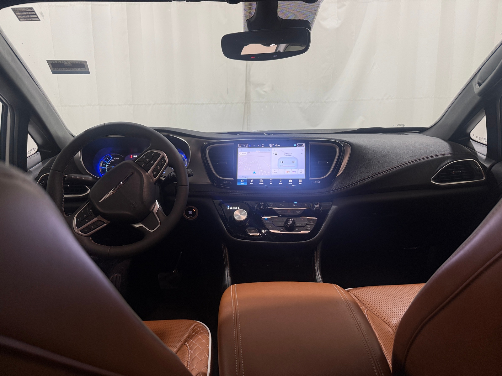 Thumbnail: 2025 Chrysler Pacifica - 2
