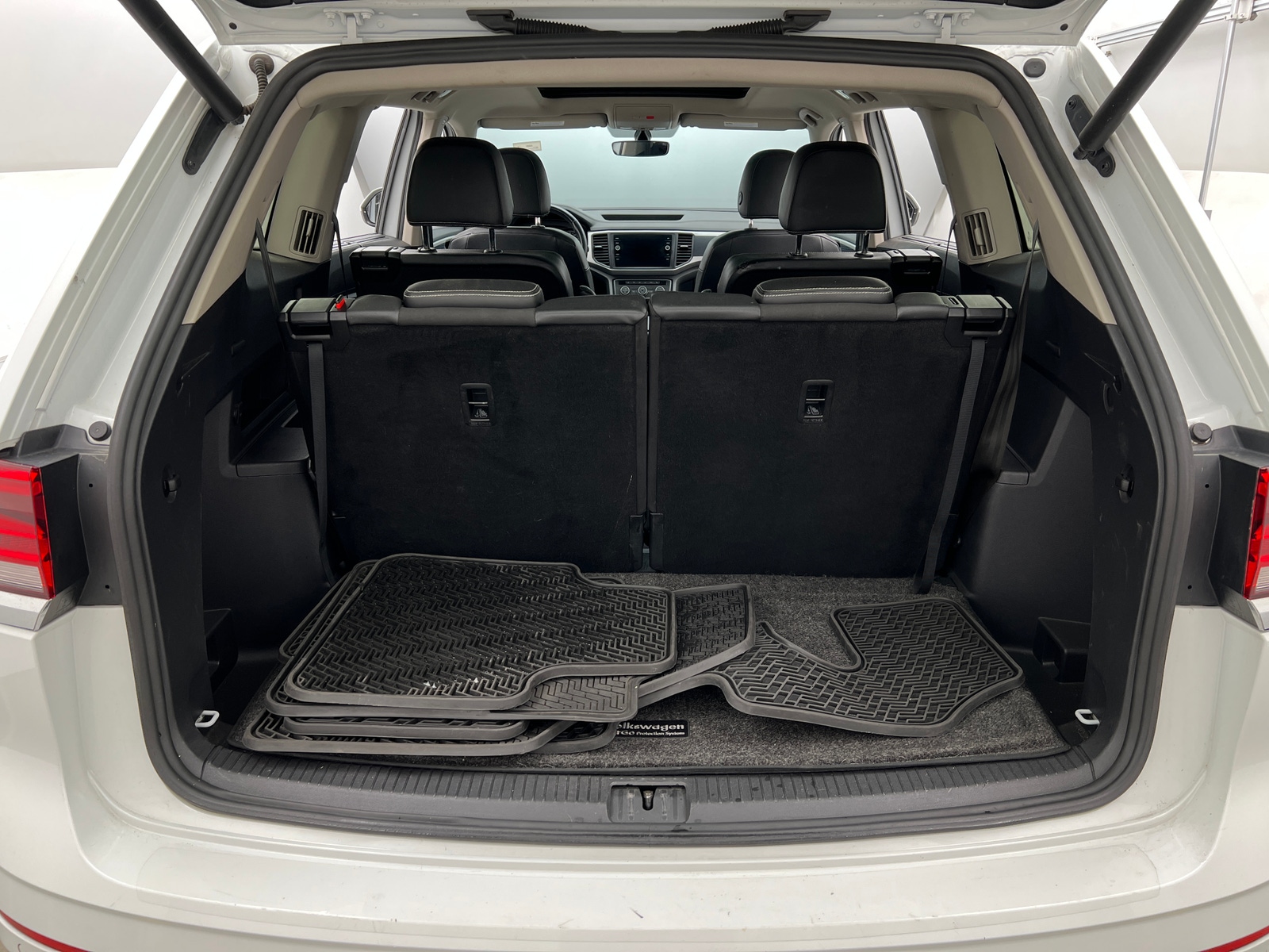 Thumbnail: 2021 Volkswagen Atlas - 6