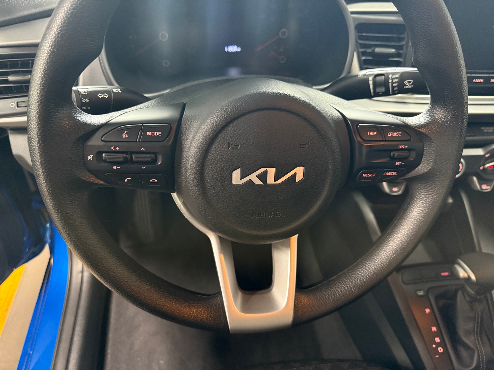 Thumbnail: 2023 Kia Rio - 5