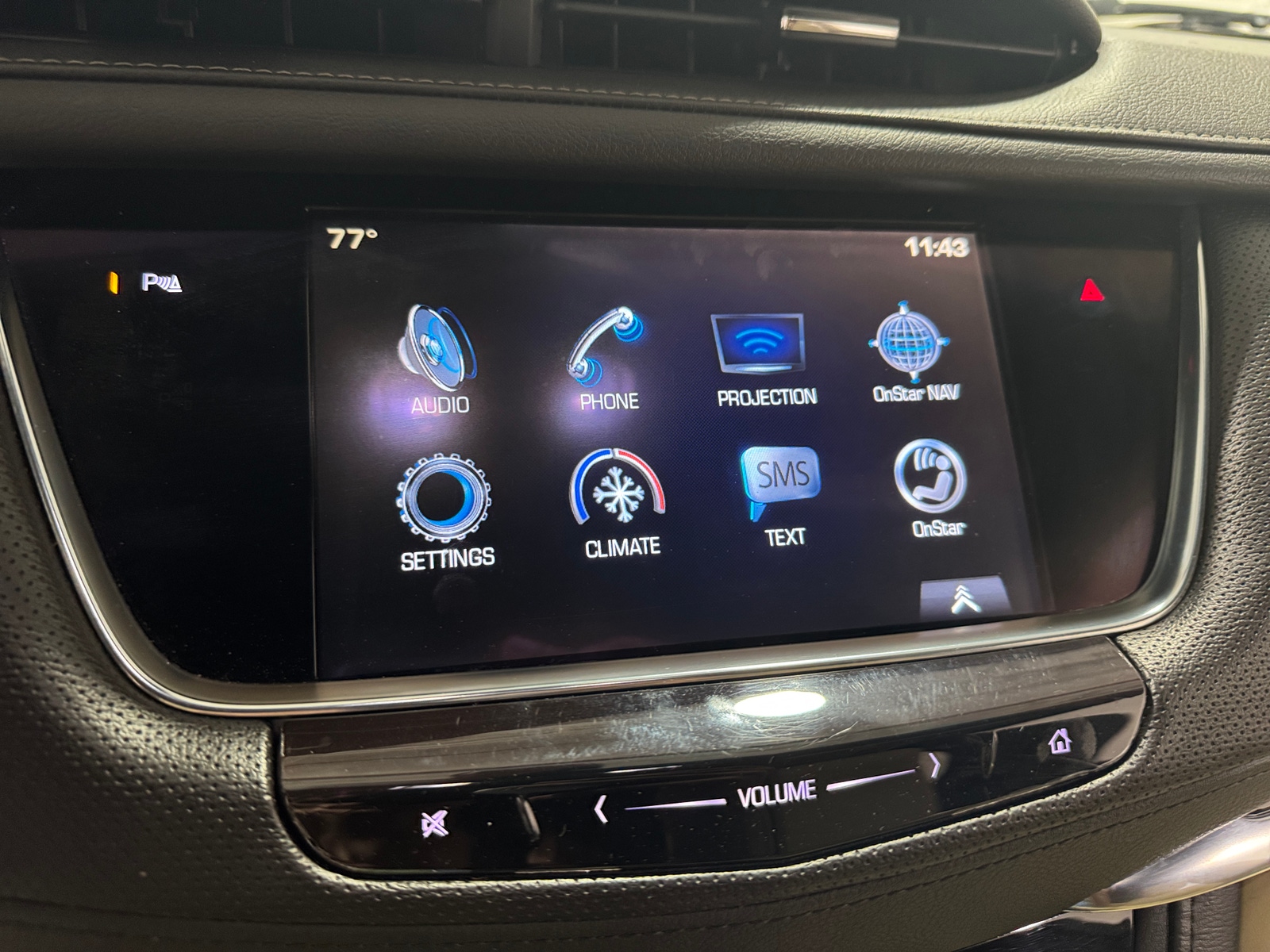 Thumbnail: 2017 Cadillac XT5 - 3