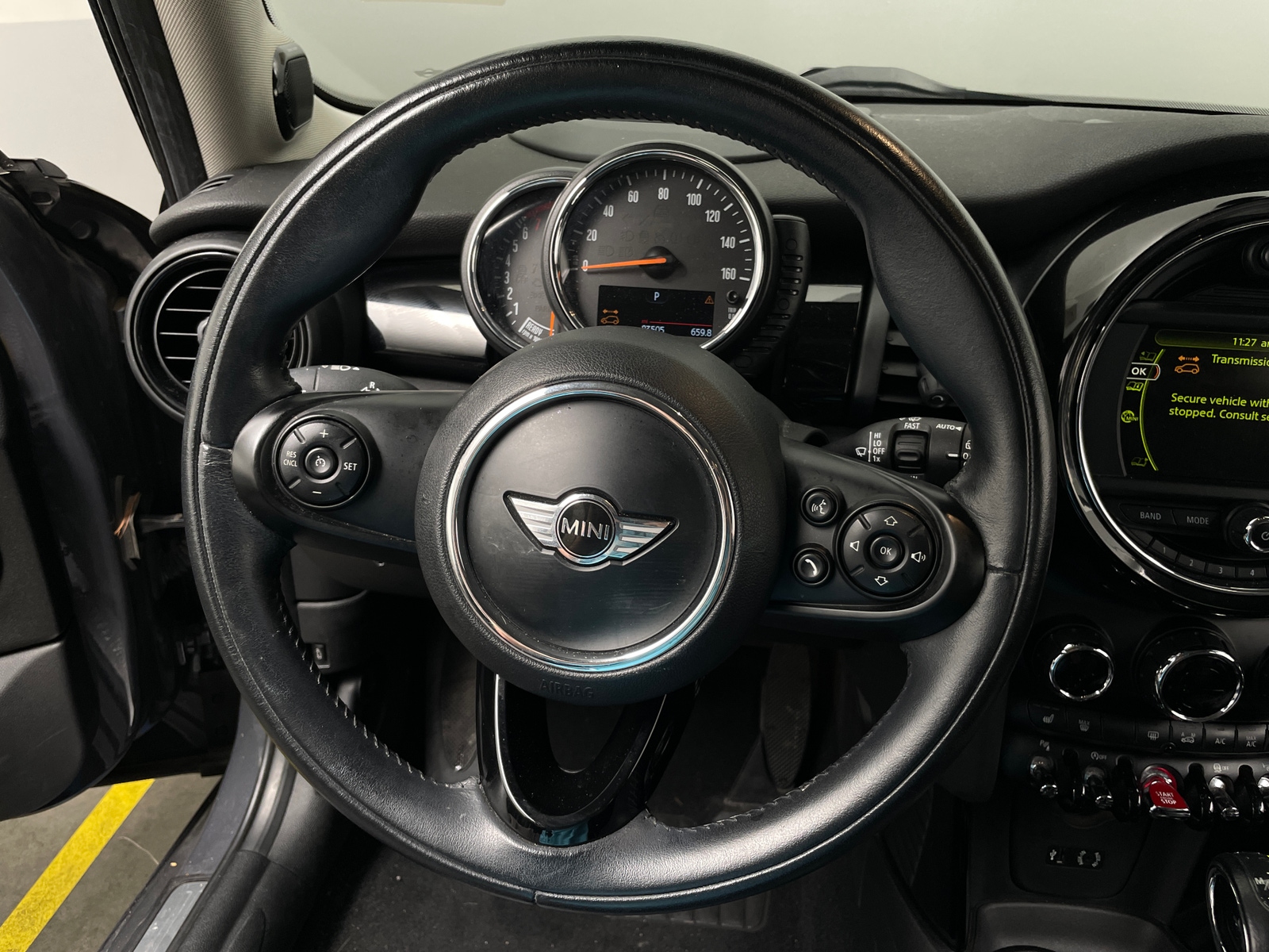 Thumbnail: 2016 MINI Cooper Hardtop - 4