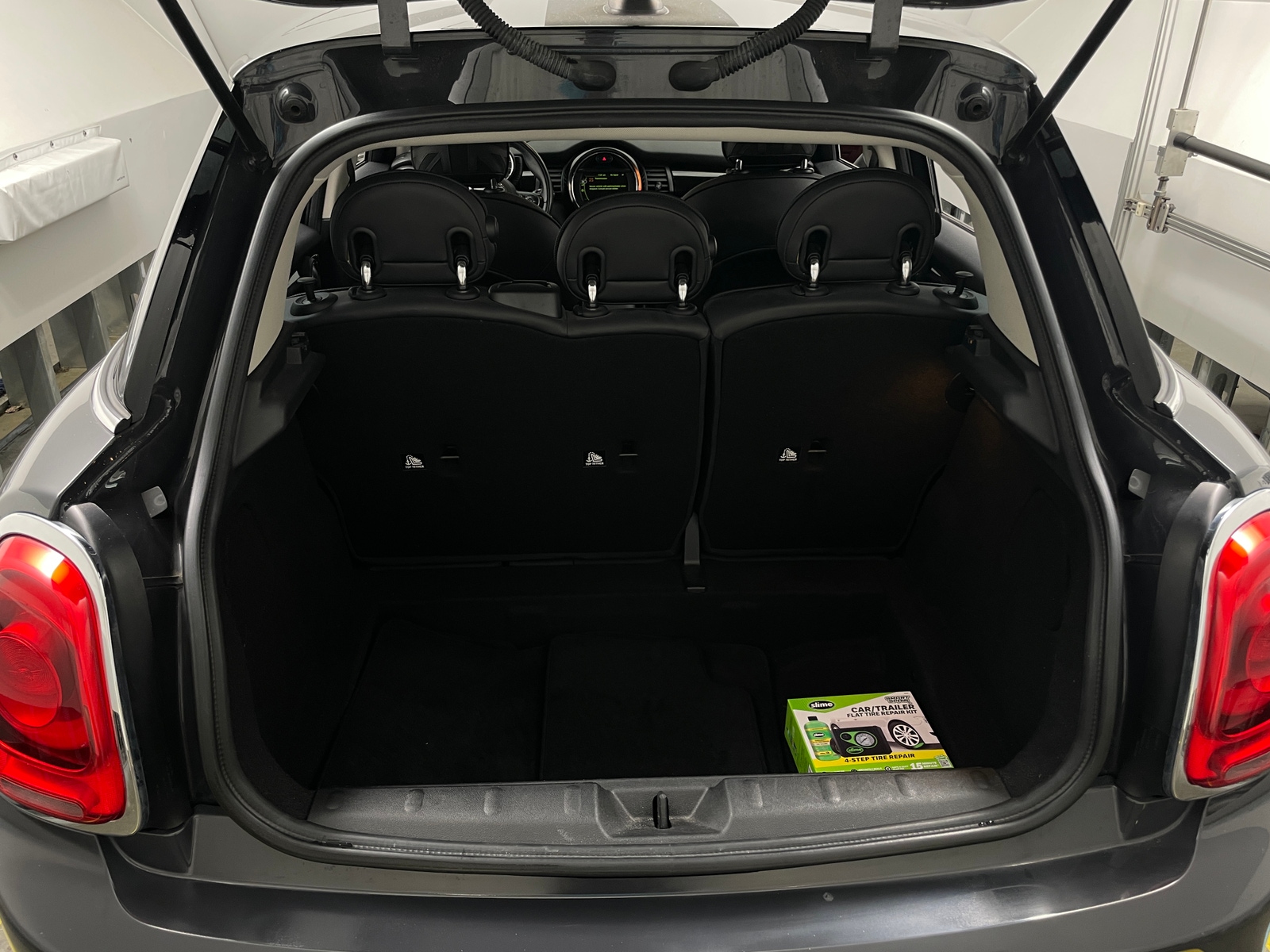 Thumbnail: 2016 MINI Cooper Hardtop - 6
