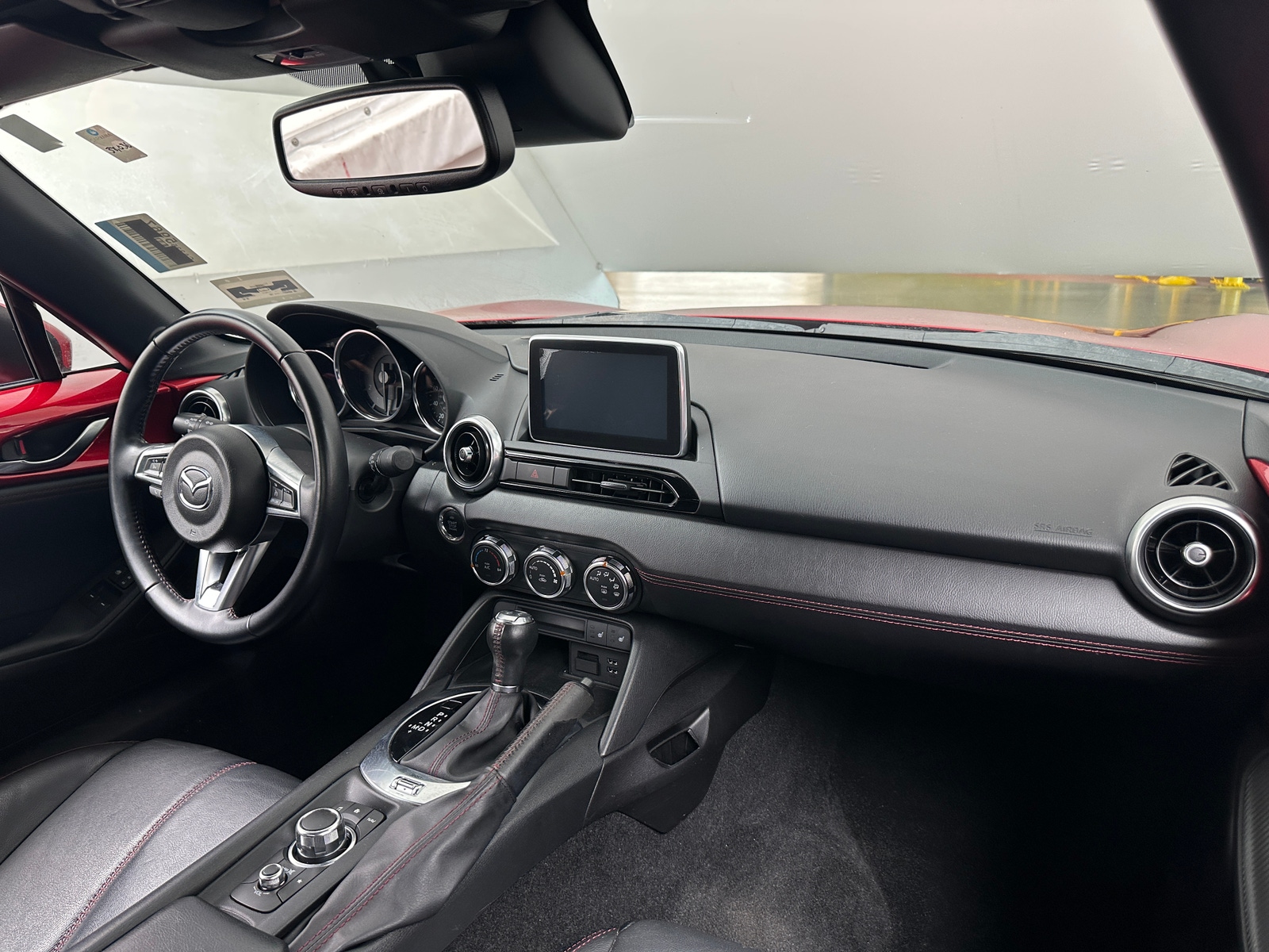 Thumbnail: 2016 Mazda MX-5 Miata - 2