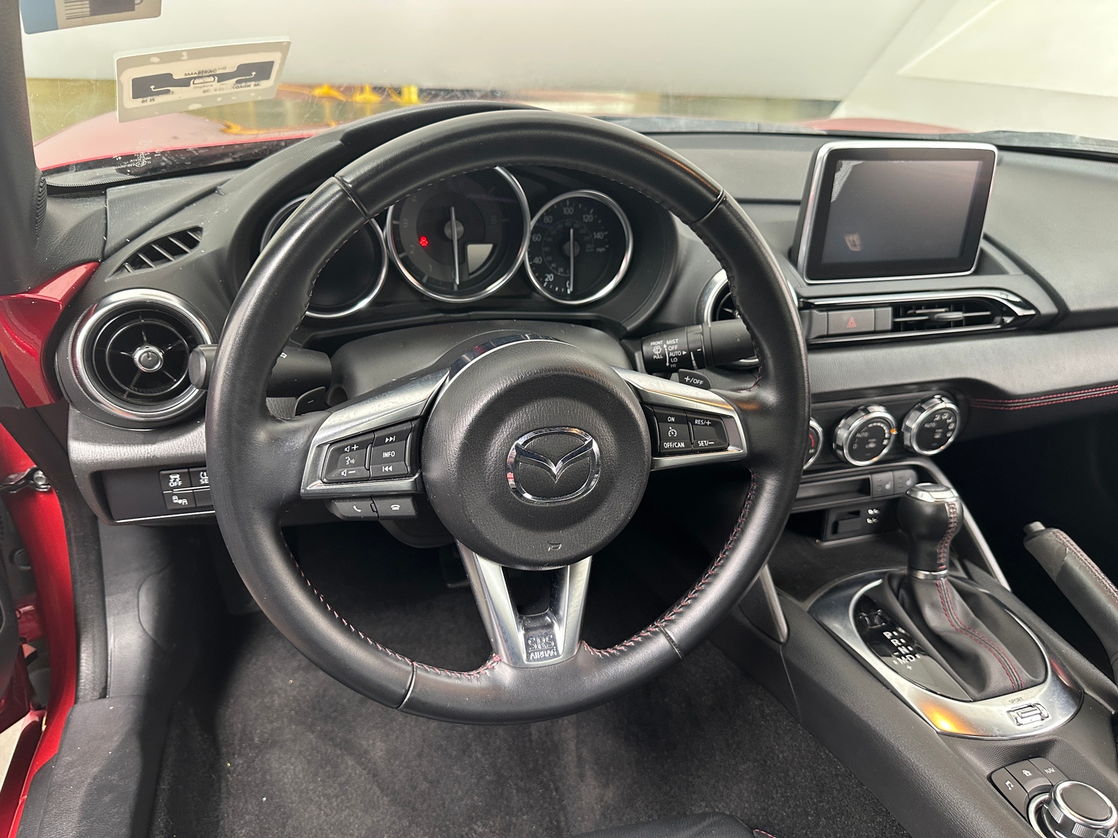 Thumbnail: 2016 Mazda MX-5 Miata - 4