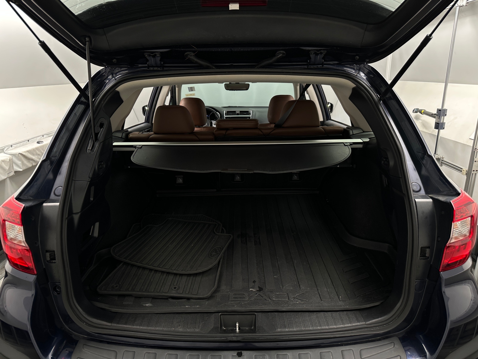 Thumbnail: 2018 Subaru Outback - 6