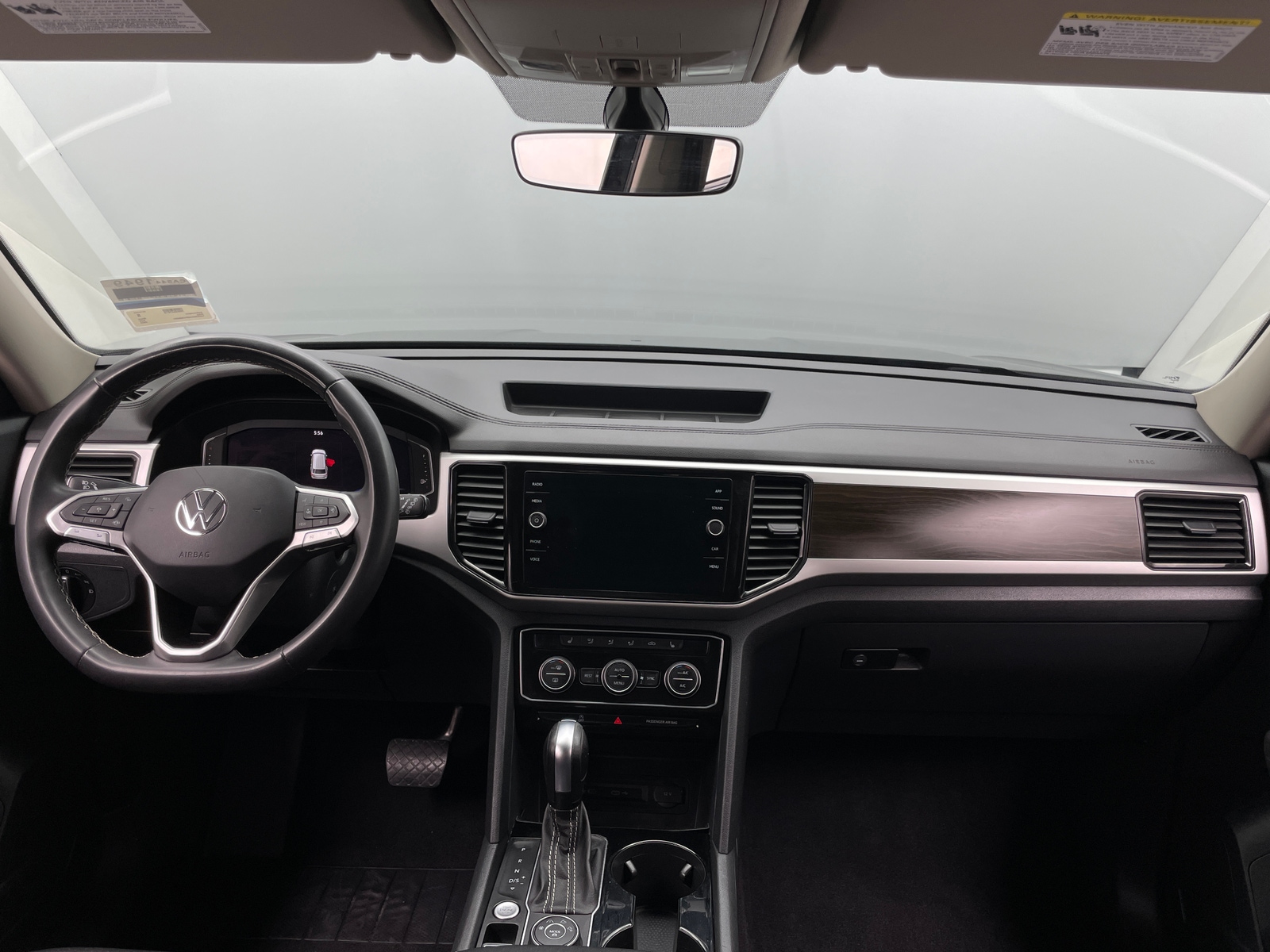 Thumbnail: 2023 Volkswagen Atlas - 2