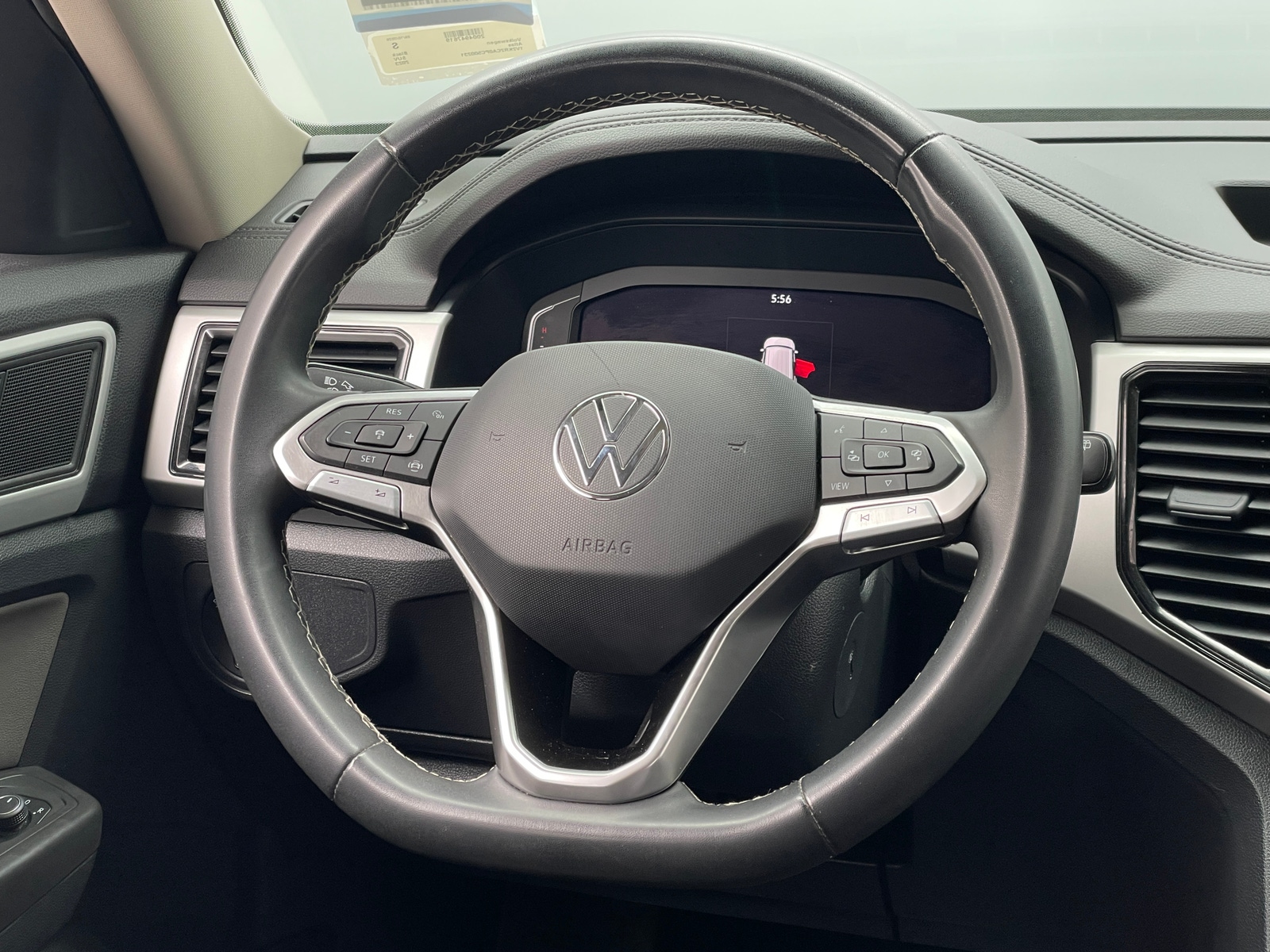 Thumbnail: 2023 Volkswagen Atlas - 4