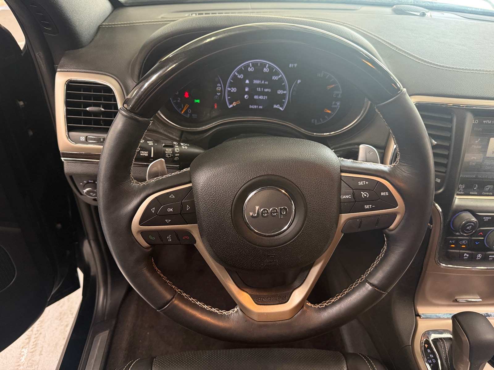 Thumbnail: 2017 Jeep Grand Cherokee - 4