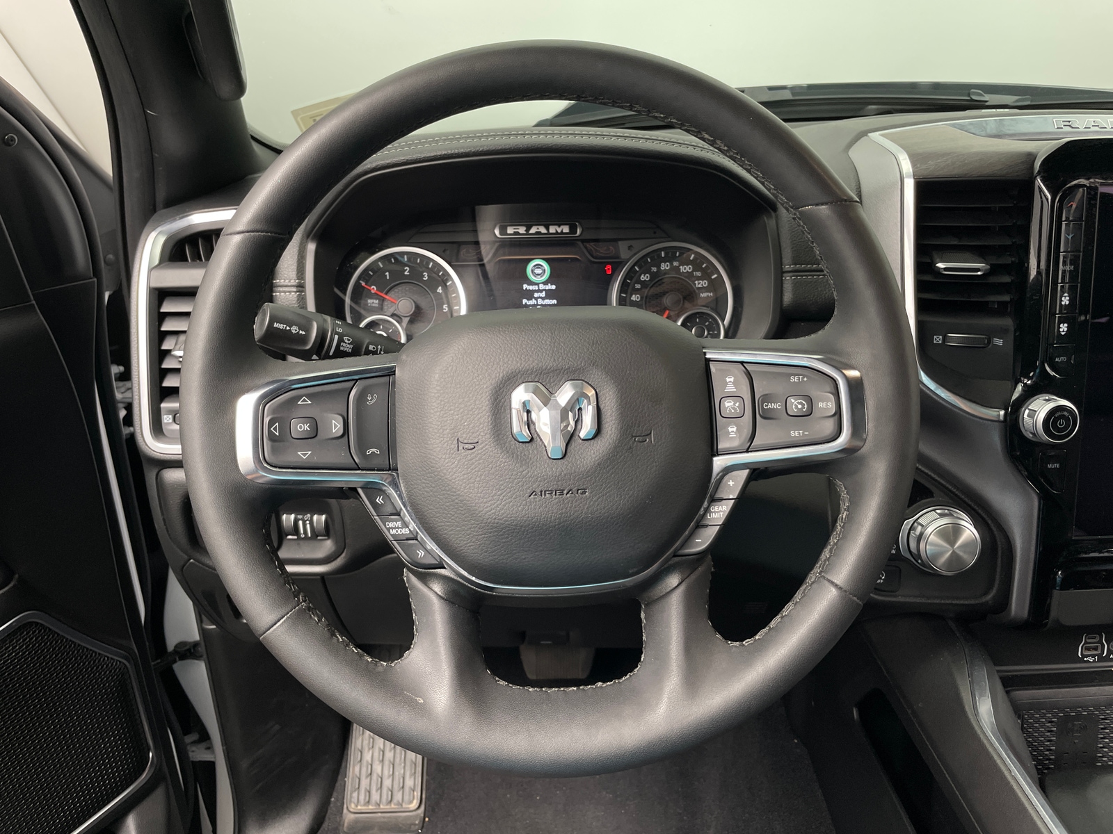 Thumbnail: 2025 RAM 1500 - 4