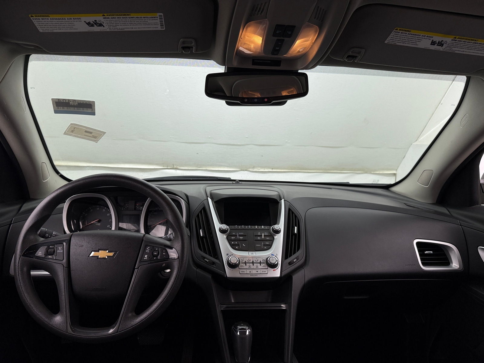 Thumbnail: 2017 Chevrolet Equinox - 3