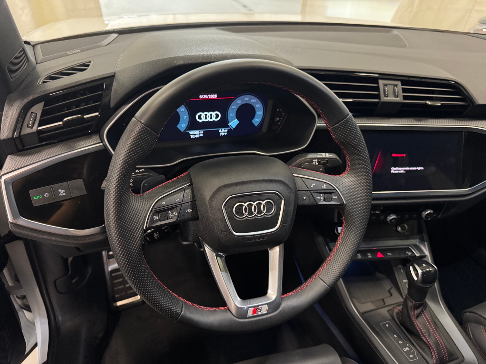 Thumbnail: 2025 Audi Q3 - 4