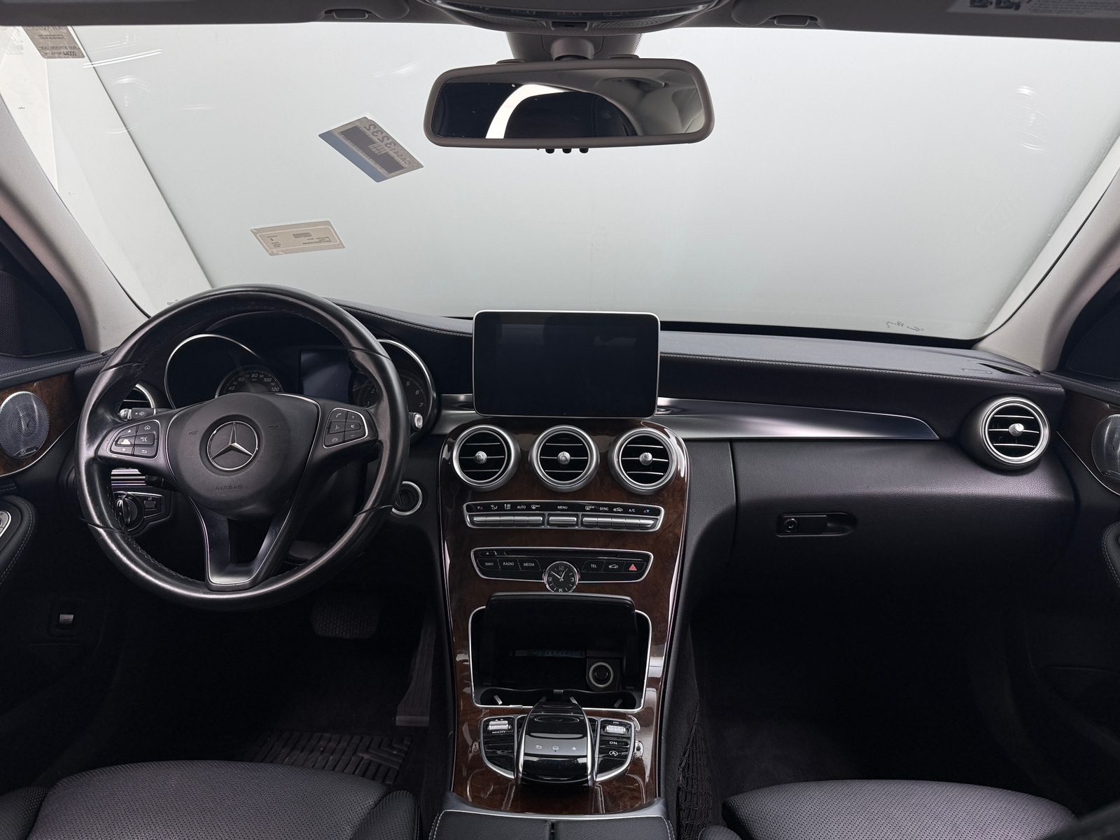 Thumbnail: 2015 Mercedes-Benz C-Class - 2