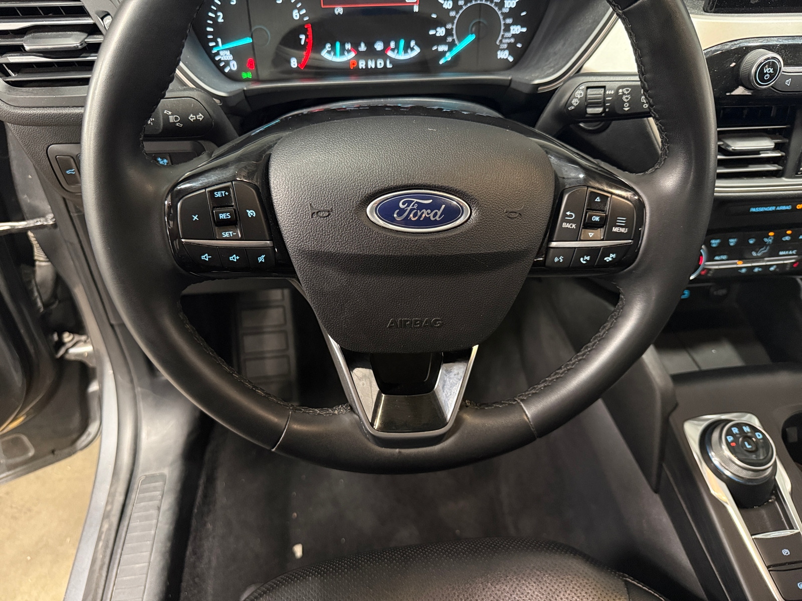 Thumbnail: 2022 Ford Escape - 4