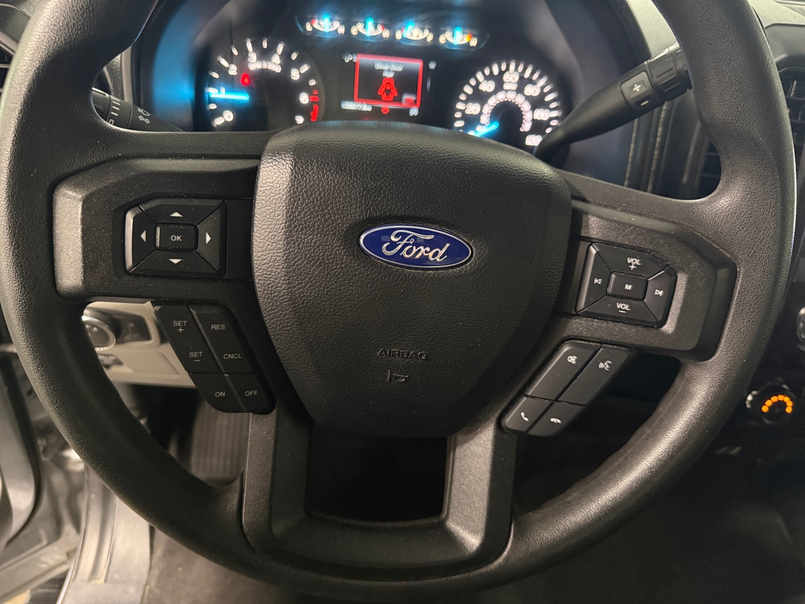 Thumbnail: 2020 Ford Econoline - 5