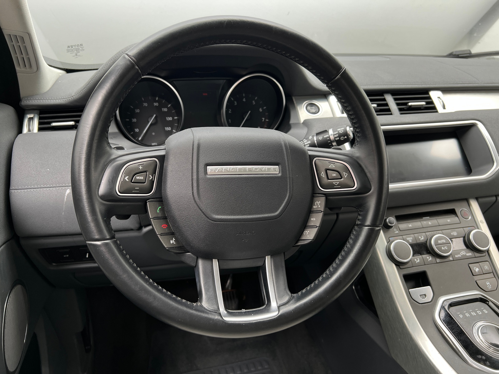 Thumbnail: 2017 Land Rover Range Rover Evoque - 4