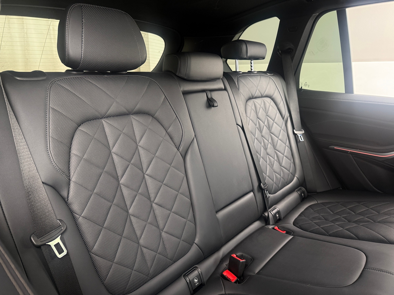 Thumbnail: 2023 BMW X5 - 5