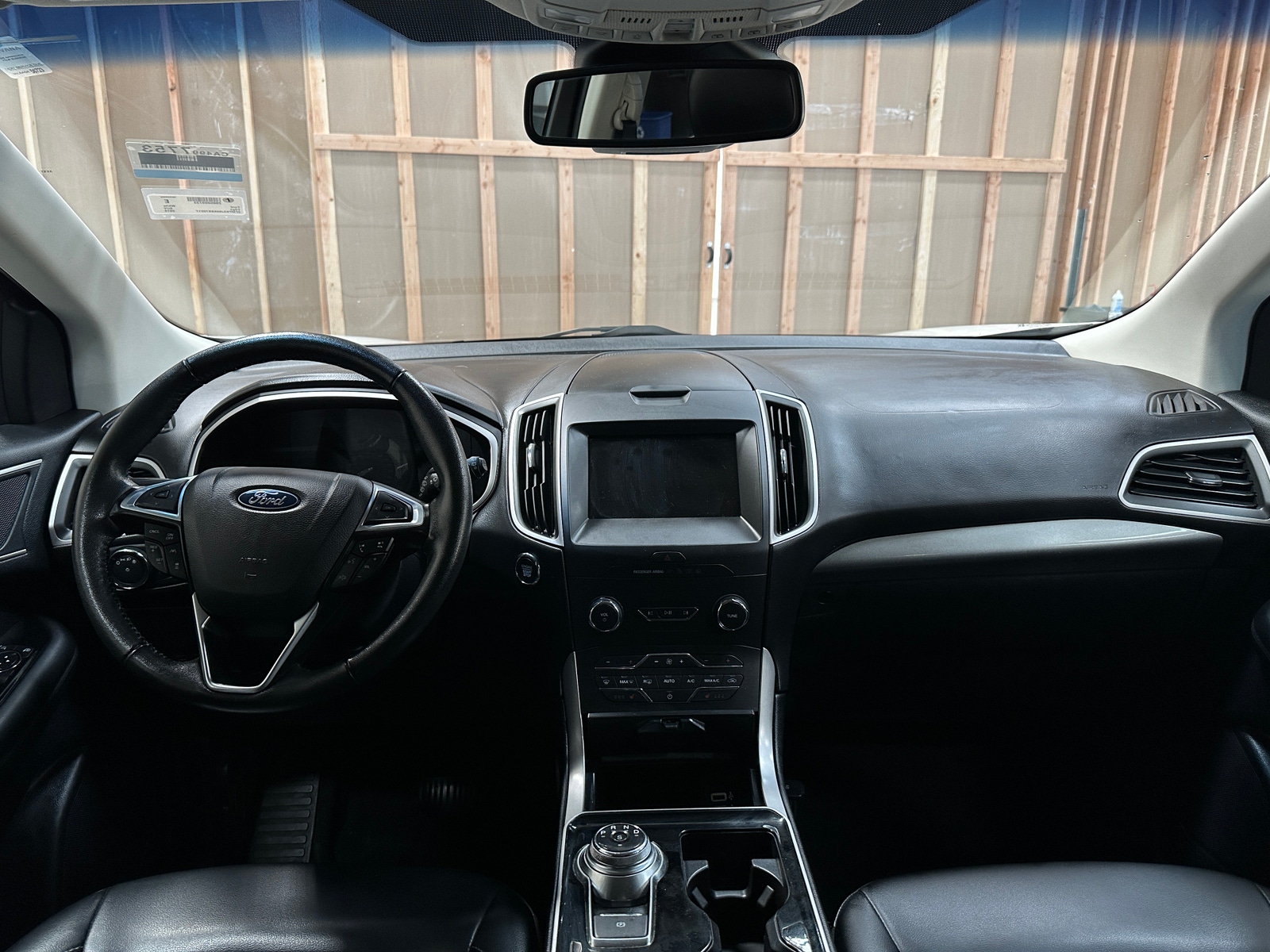 Thumbnail: 2019 Ford Edge - 2