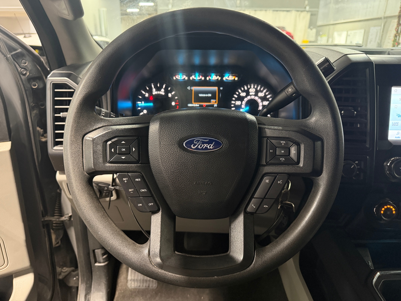Thumbnail: 2020 Ford Econoline - 5