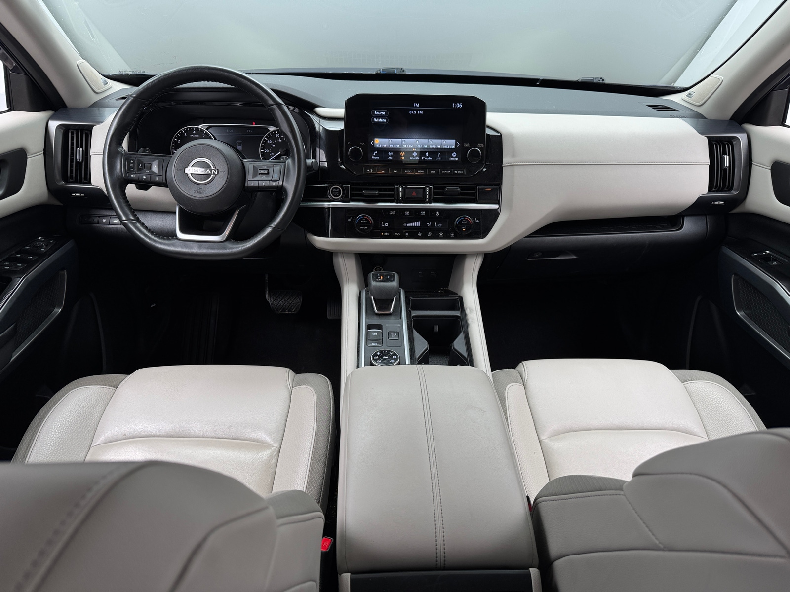 Thumbnail: 2023 Nissan Pathfinder - 2