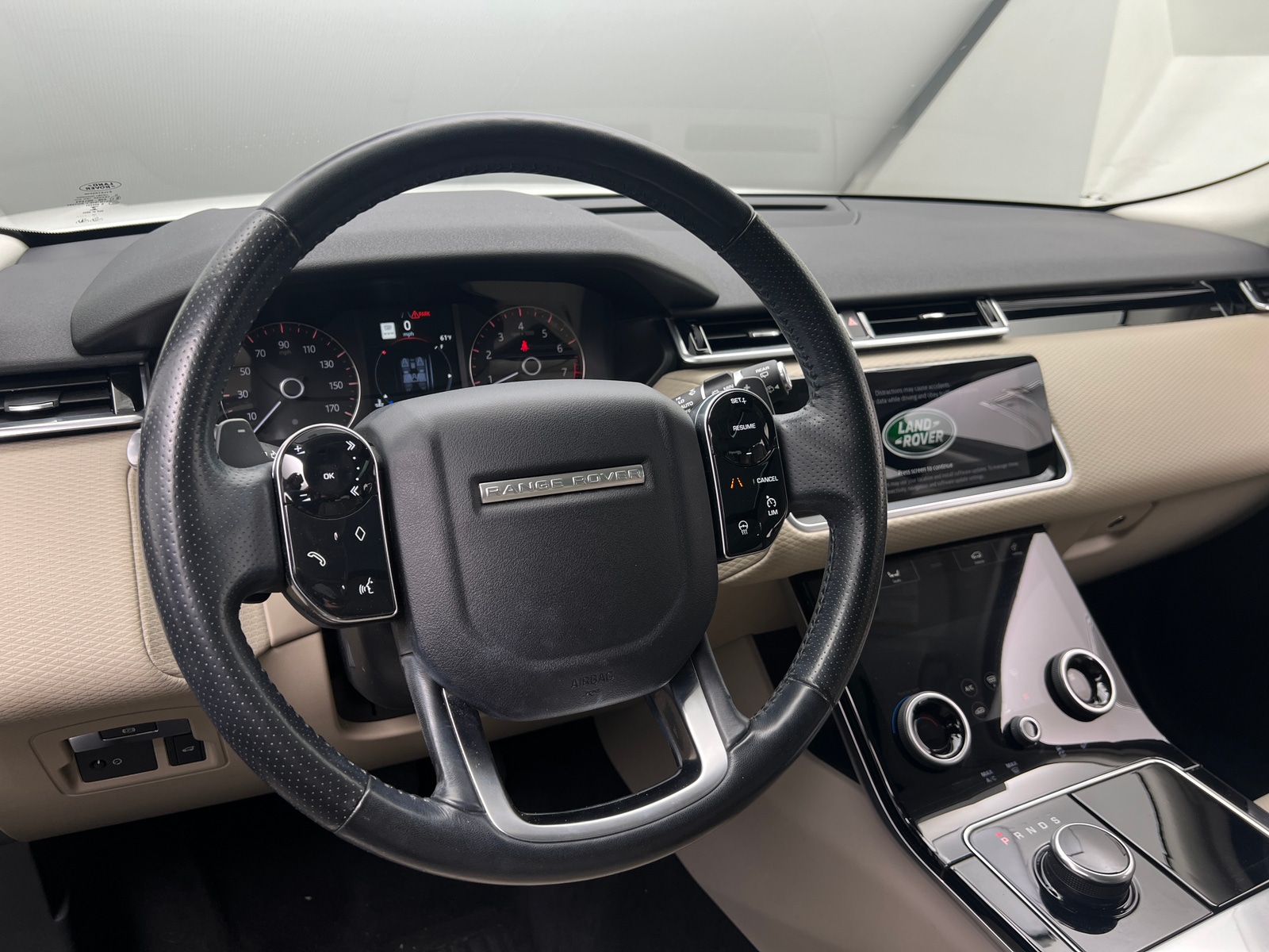 Thumbnail: 2018 Land Rover Range Rover Velar - 4